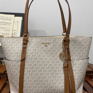 Michael Kors Handbag